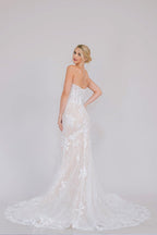 LA Merchandise LAAWL0100 White Lace Off the Shoulder Wedding Gown - - Dress LA Merchandise