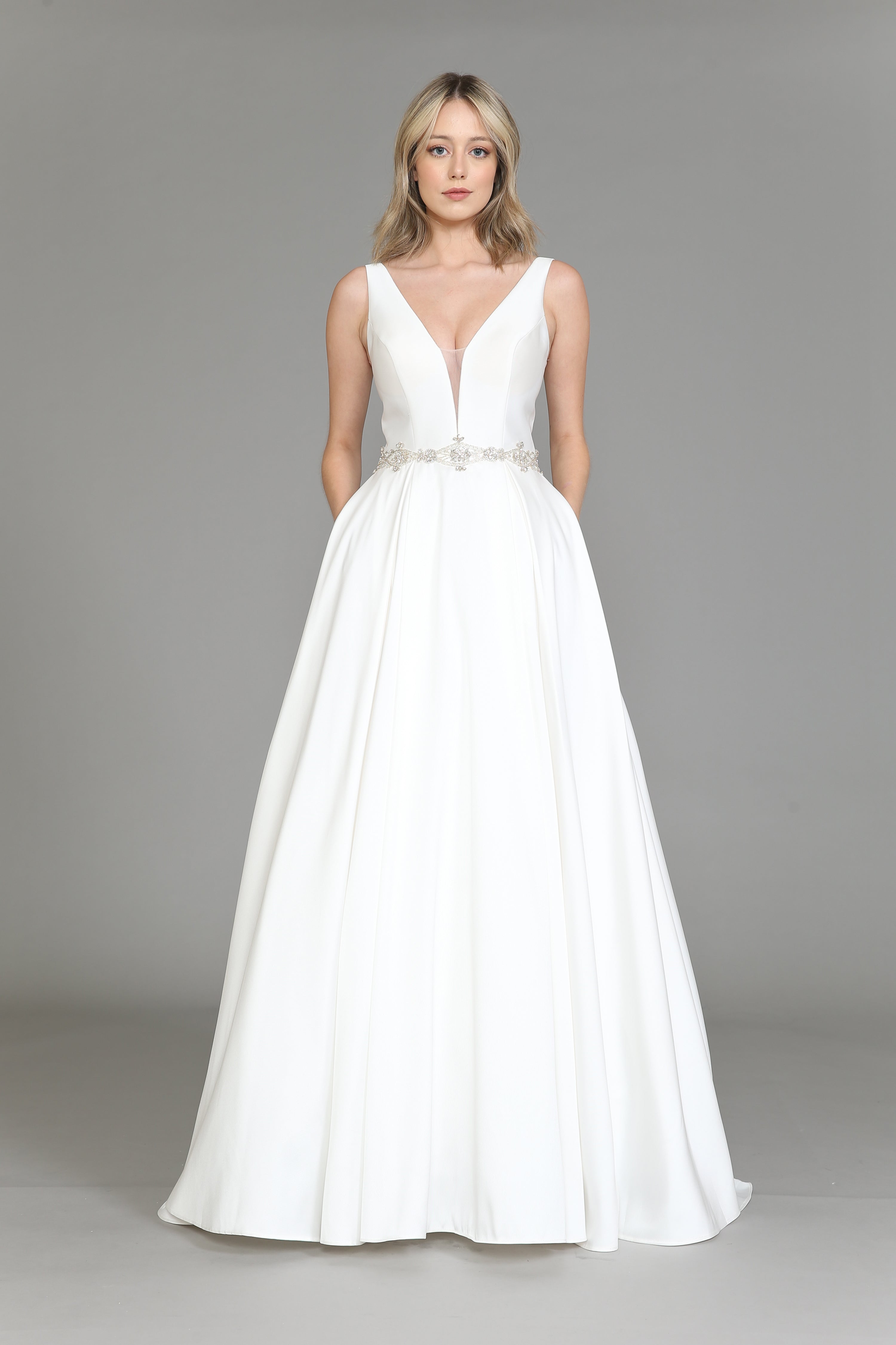 La Merchandise LAY8498 Off-White Sleeveless V-Neck Bridal Formal Gown - OFF WHITE - LA Merchandise