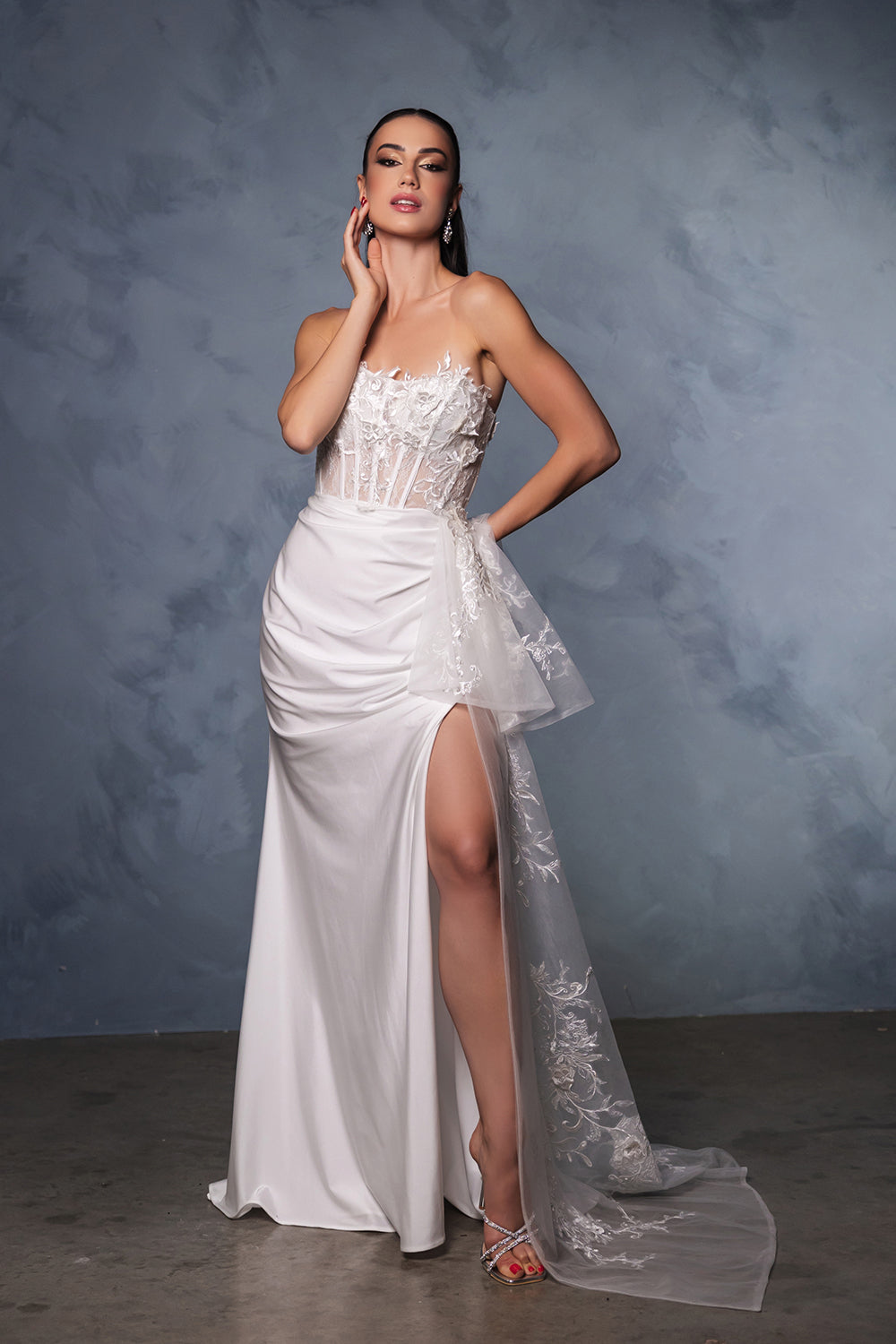Wholesale Wedding Gown High Slit Sweetheart Bridal Dress By LA2072 - IVORY - Dresses LA Merchandise, Inc.