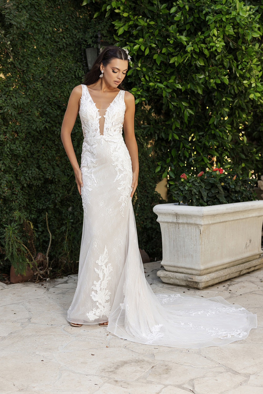 Wholesale Bridal Dress Plunging Neck Mermaid Floral Gown By LA8147 - - Dress LA Merchandise