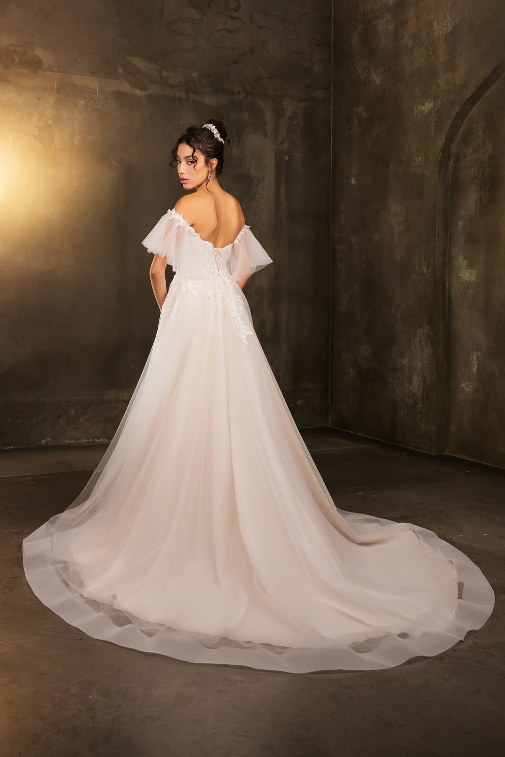 Wholesale Bridal Dress Sweetheart Beaded A-Line Wedding Gown By LA8180 - - Dress LA Merchandise