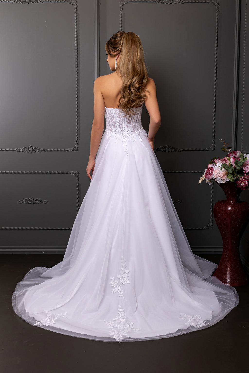 Wholesale Strapless Sweetheart 3D Floral Lace Appliqué Illusion A-Line Wedding Gown by LA8274 - - Wedding Dress LA Merchandise