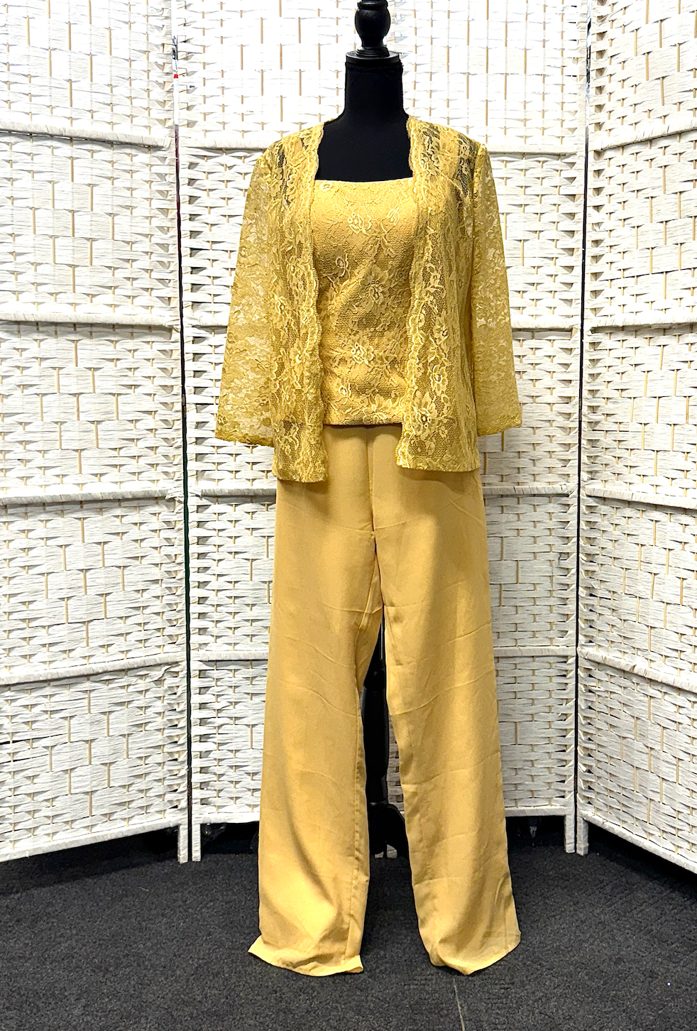 Ladies Dresses and Pantsuits